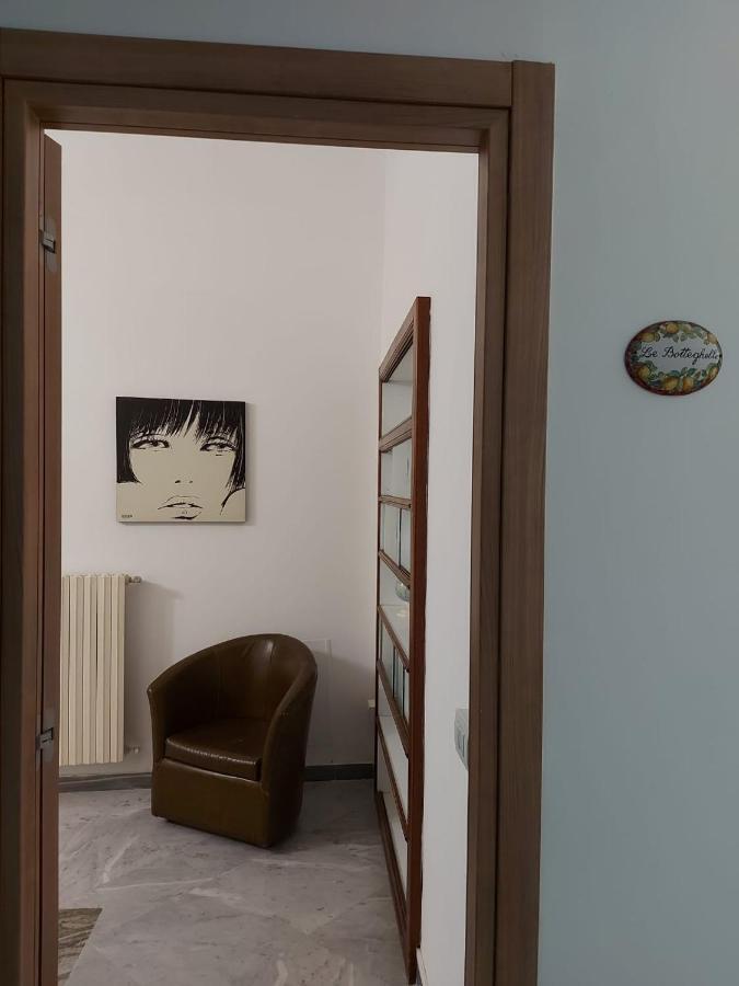 Le Ginestre In Centro Bed & Breakfast Салерно Екстериор снимка