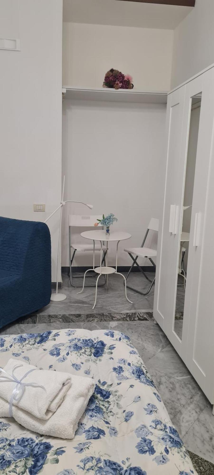Le Ginestre In Centro Bed & Breakfast Салерно Екстериор снимка